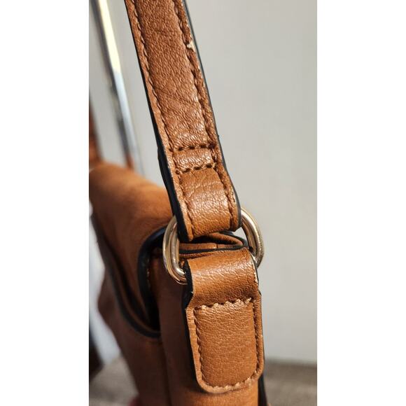 LC Lauren Conrad Tan Faux Suede Crossbody Purse - Picture 4 of 10